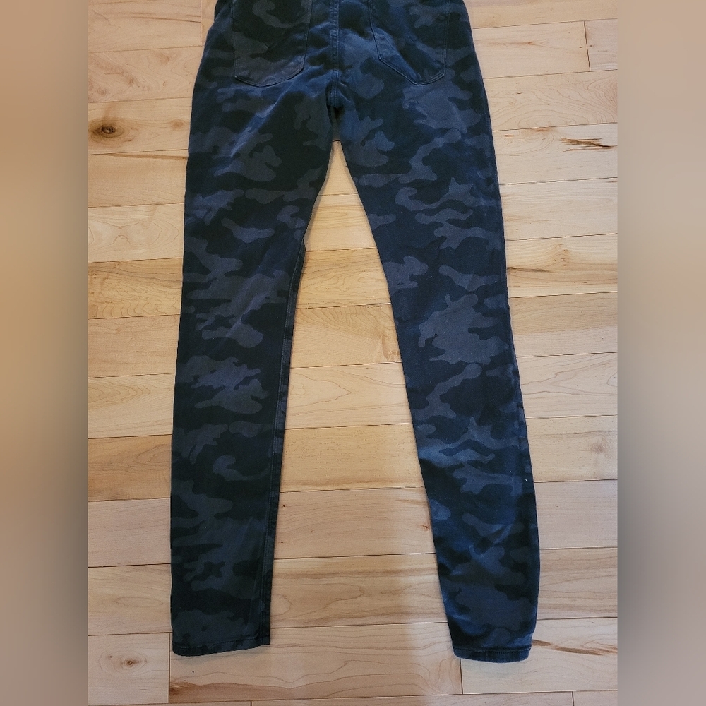 Hudson Women's Size 27 Camouflage Black/grey Nico Super Skinny Midrise Jeans - Picture 5 of 7